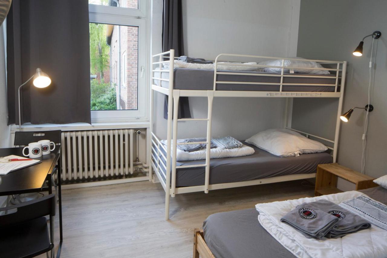 Flensbed Hotel & Hostel Flensburg Room photo