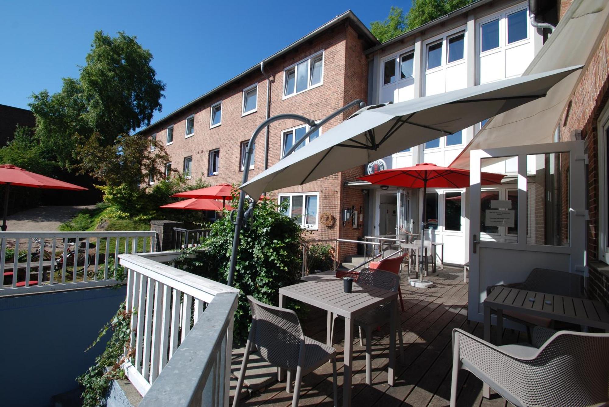 Flensbed Hotel & Hostel Flensburg Exterior photo