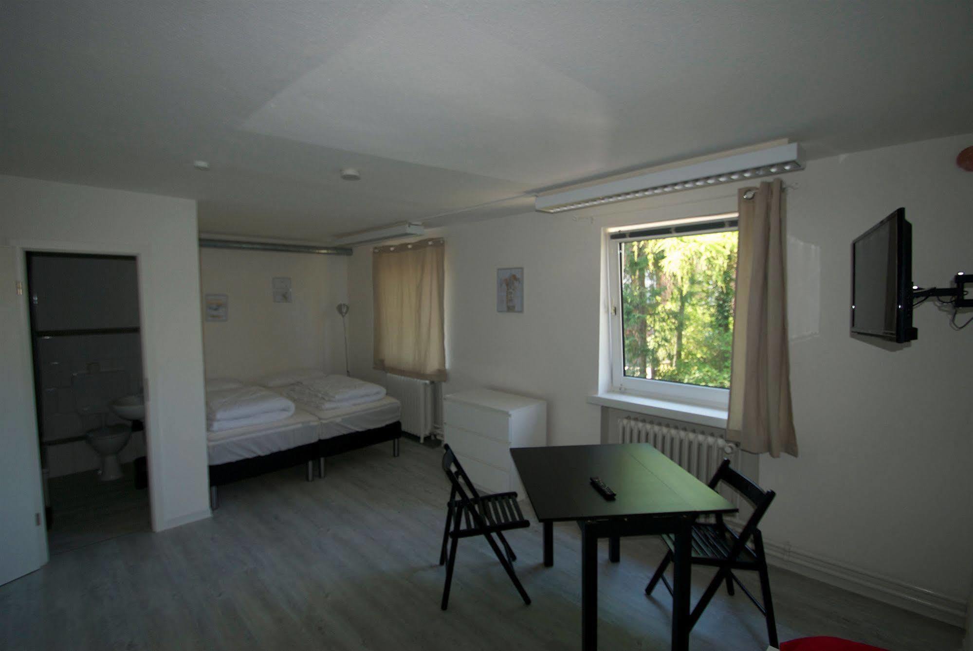 Flensbed Hotel & Hostel Flensburg Exterior photo